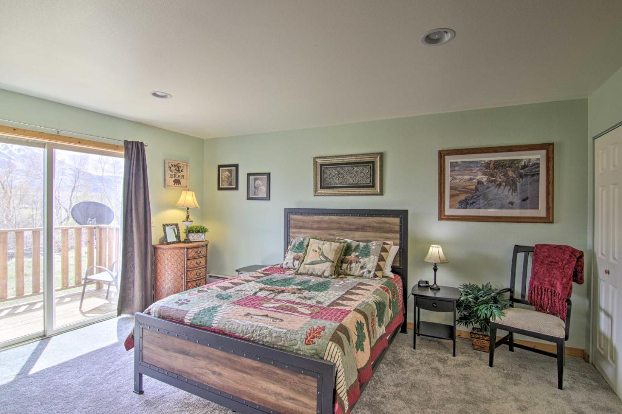 Airy Emigrant Townhome With Sweeping Mtn Views! Exteriör bild