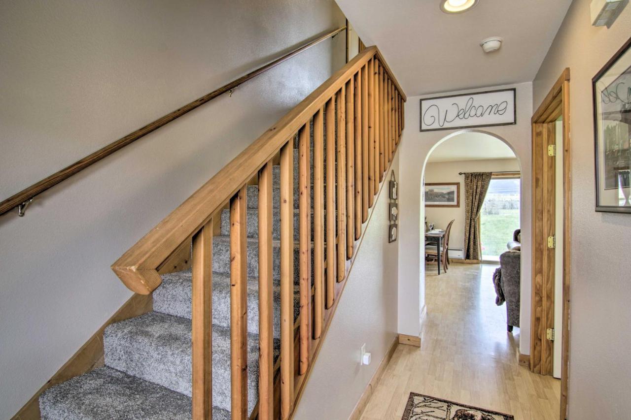 Airy Emigrant Townhome With Sweeping Mtn Views! Exteriör bild