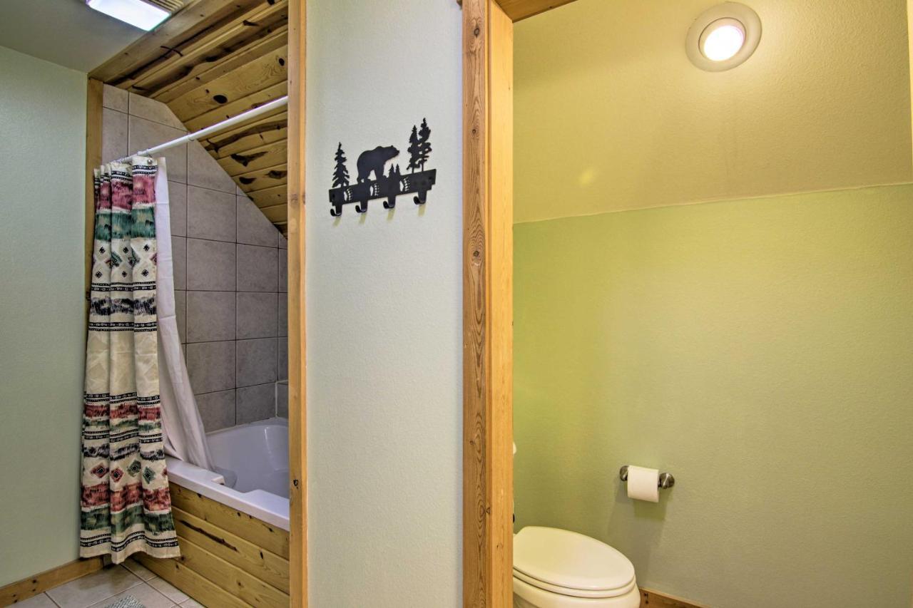 Airy Emigrant Townhome With Sweeping Mtn Views! Exteriör bild