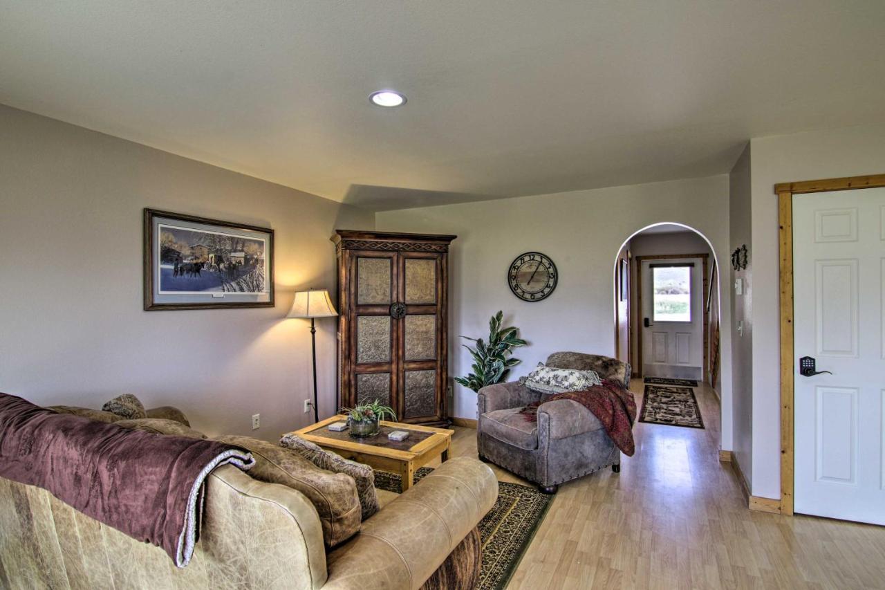 Airy Emigrant Townhome With Sweeping Mtn Views! Exteriör bild