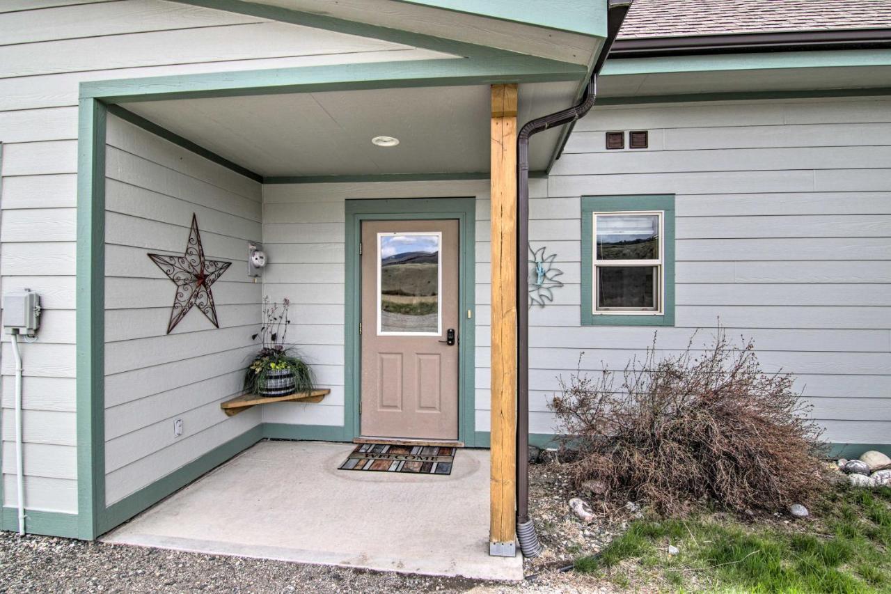 Airy Emigrant Townhome With Sweeping Mtn Views! Exteriör bild